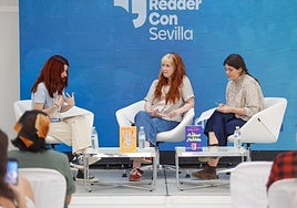 Susana Martín Gijón y Ashley Poston conquistan la Feria del Libro con mujeres fuertes y amor reinventado