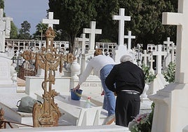 Este es el horario del cementerio de Sevilla el 1 de noviembre por el Día de Todos los Santos
