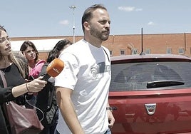 Tejado afronta ya el banquillo por el asalto al chalé de María del Monte con una fianza de 639.726 euros