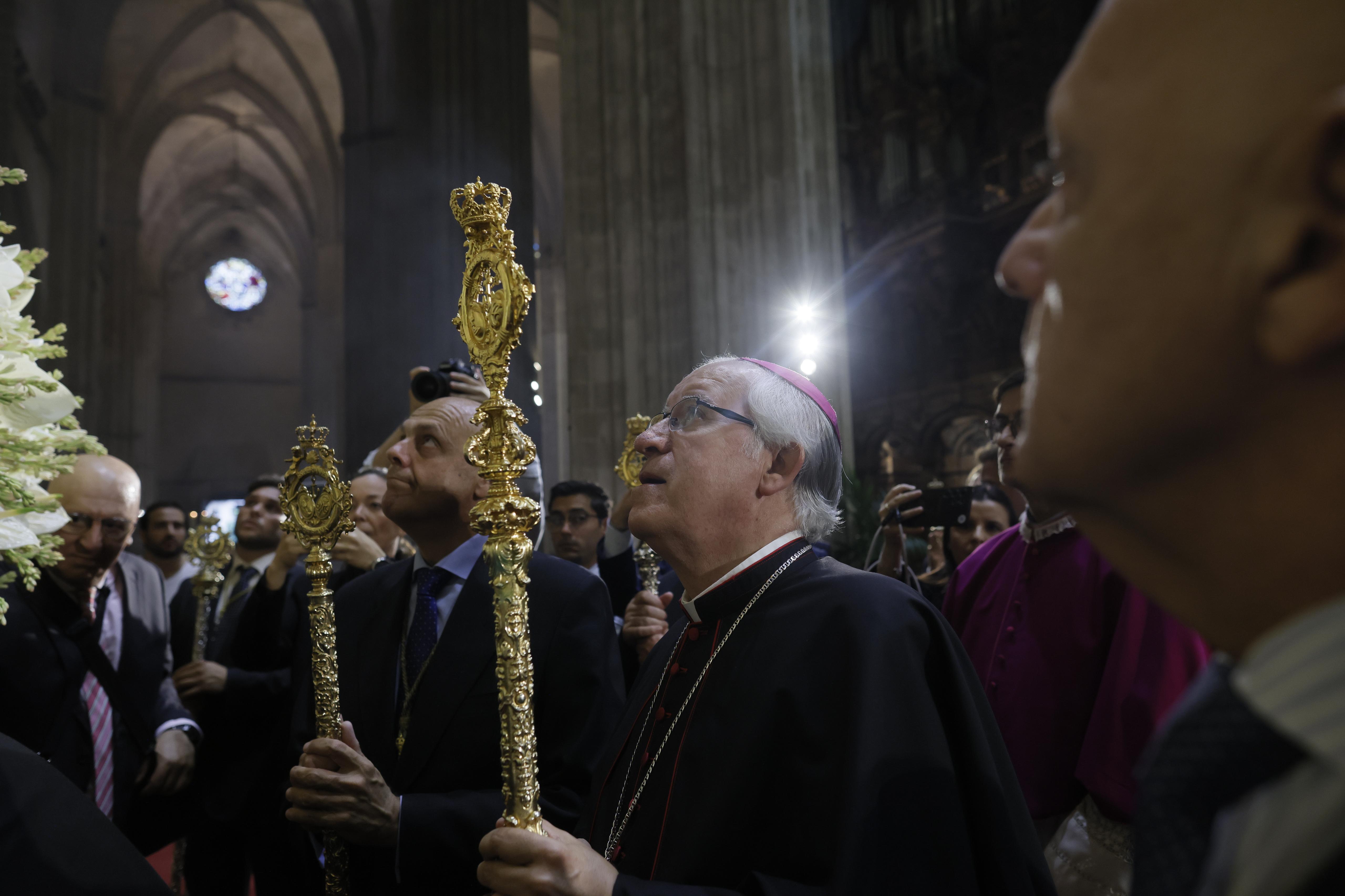 El final de la misión de la Esperanza de Triana, en imágenes
