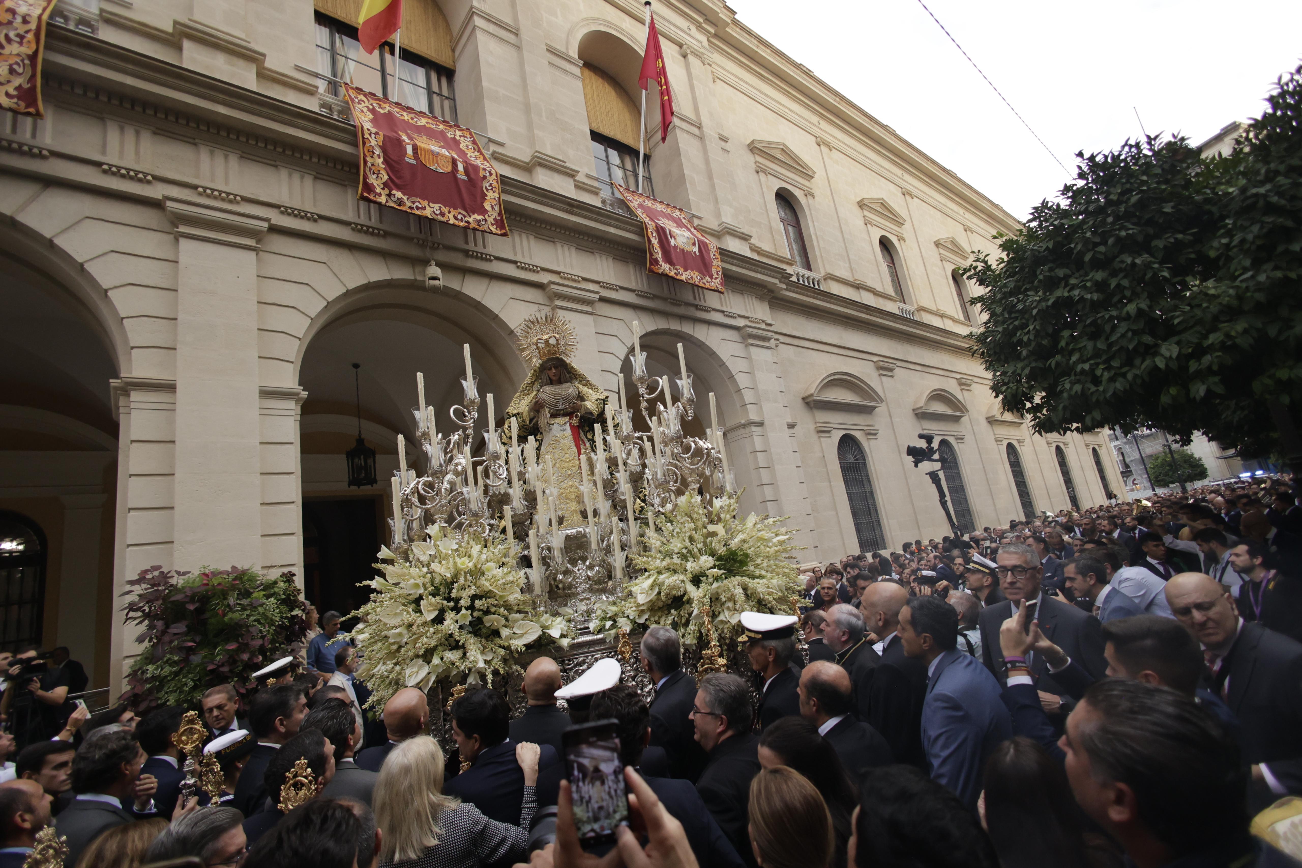 El final de la misión de la Esperanza de Triana, en imágenes
