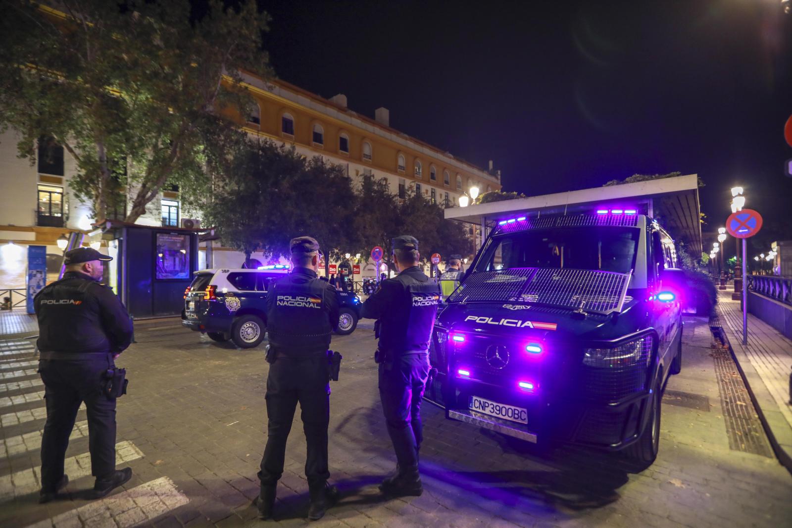 Los agentes se han movilizado en los principales lugares de Sevilla