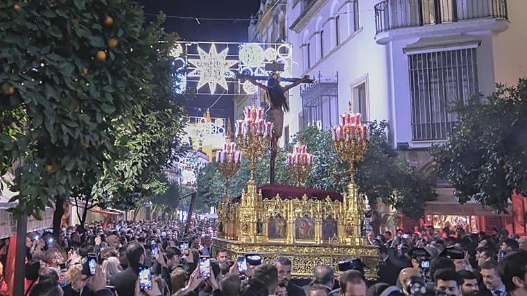 El Santo Crucifijo de San Agustín de regreso a San Roque