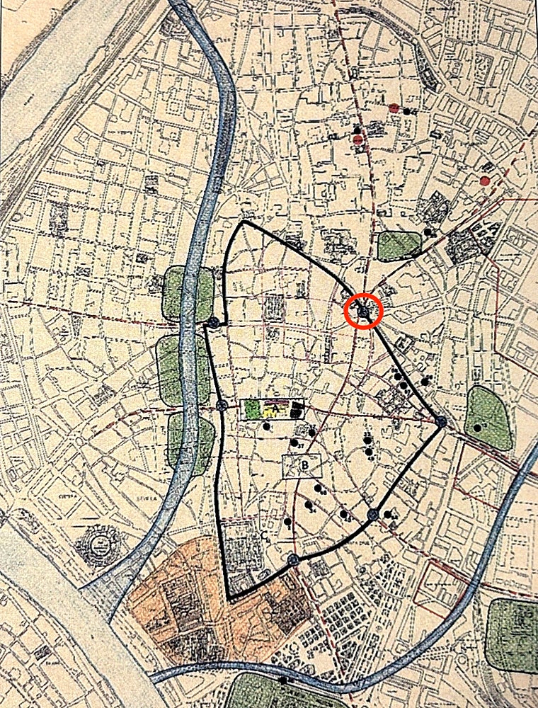 Planta y calzadas de la Sevilla imperial romana, según el trazado hipotético del profesor Juan Campos en 1993. Con círculo rojo señalado la posible puerta de Santa Catalina