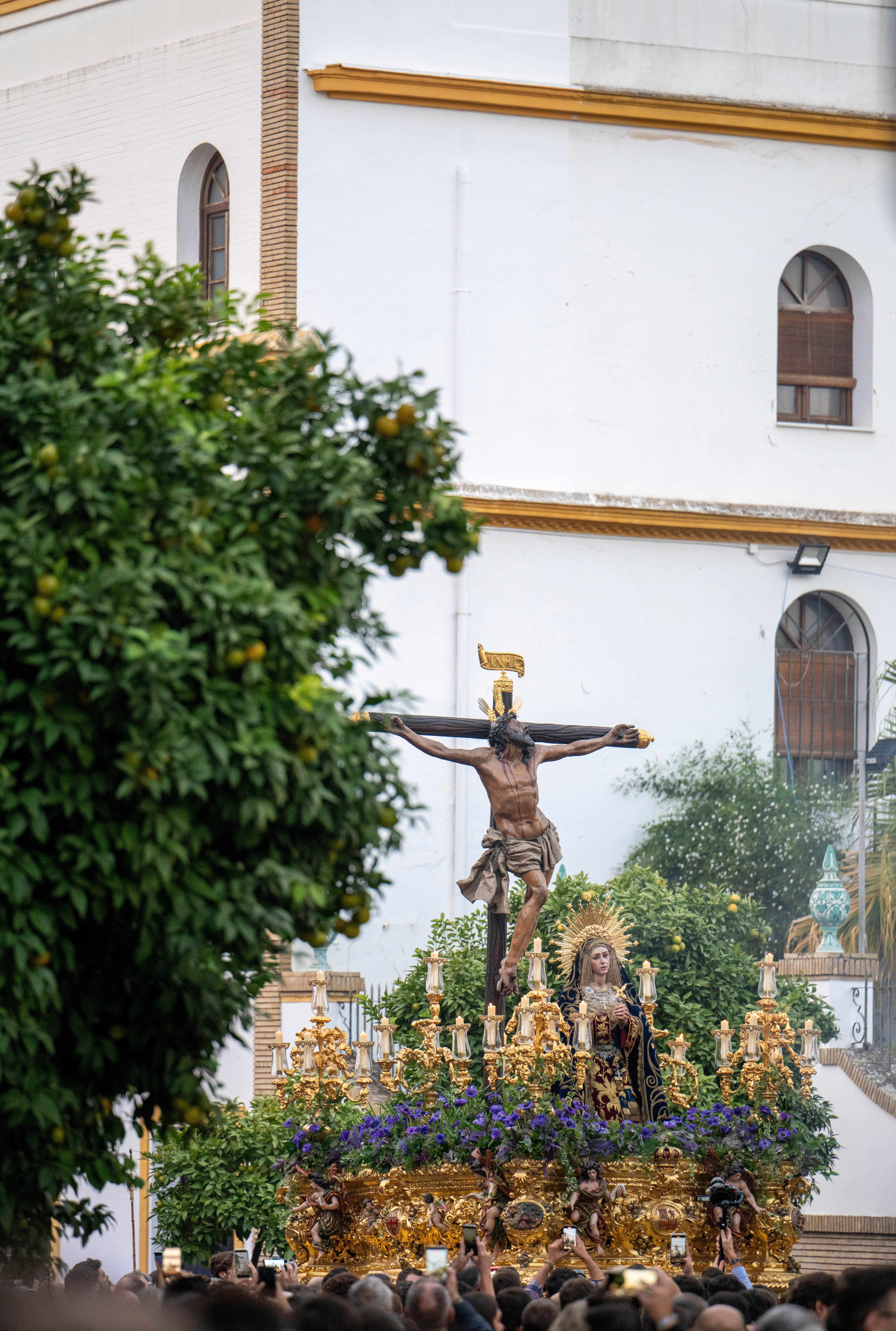 El resumen audiovisual de la procesión extraordinaria de los 450 años del Museo