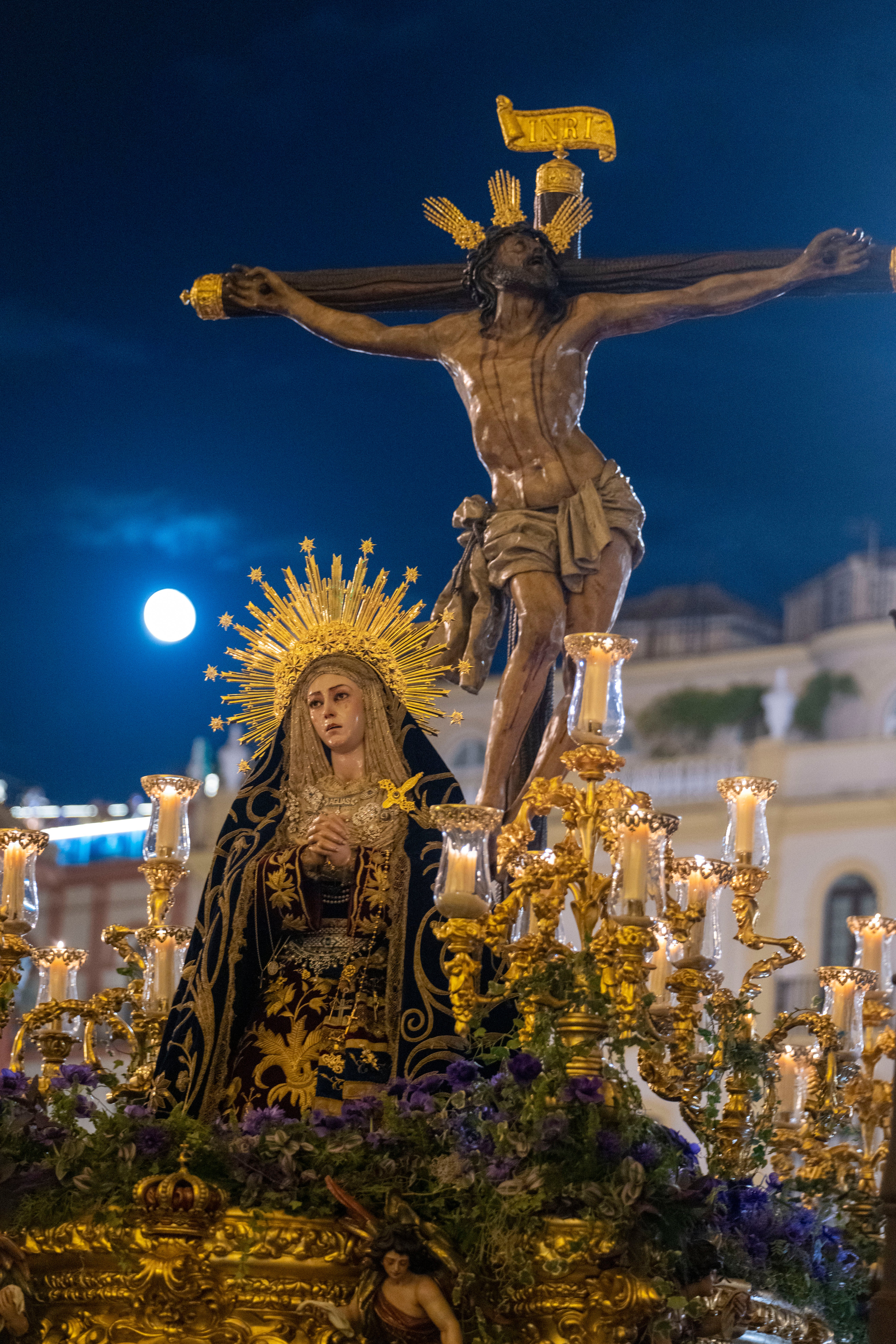El resumen audiovisual de la procesión extraordinaria de los 450 años del Museo