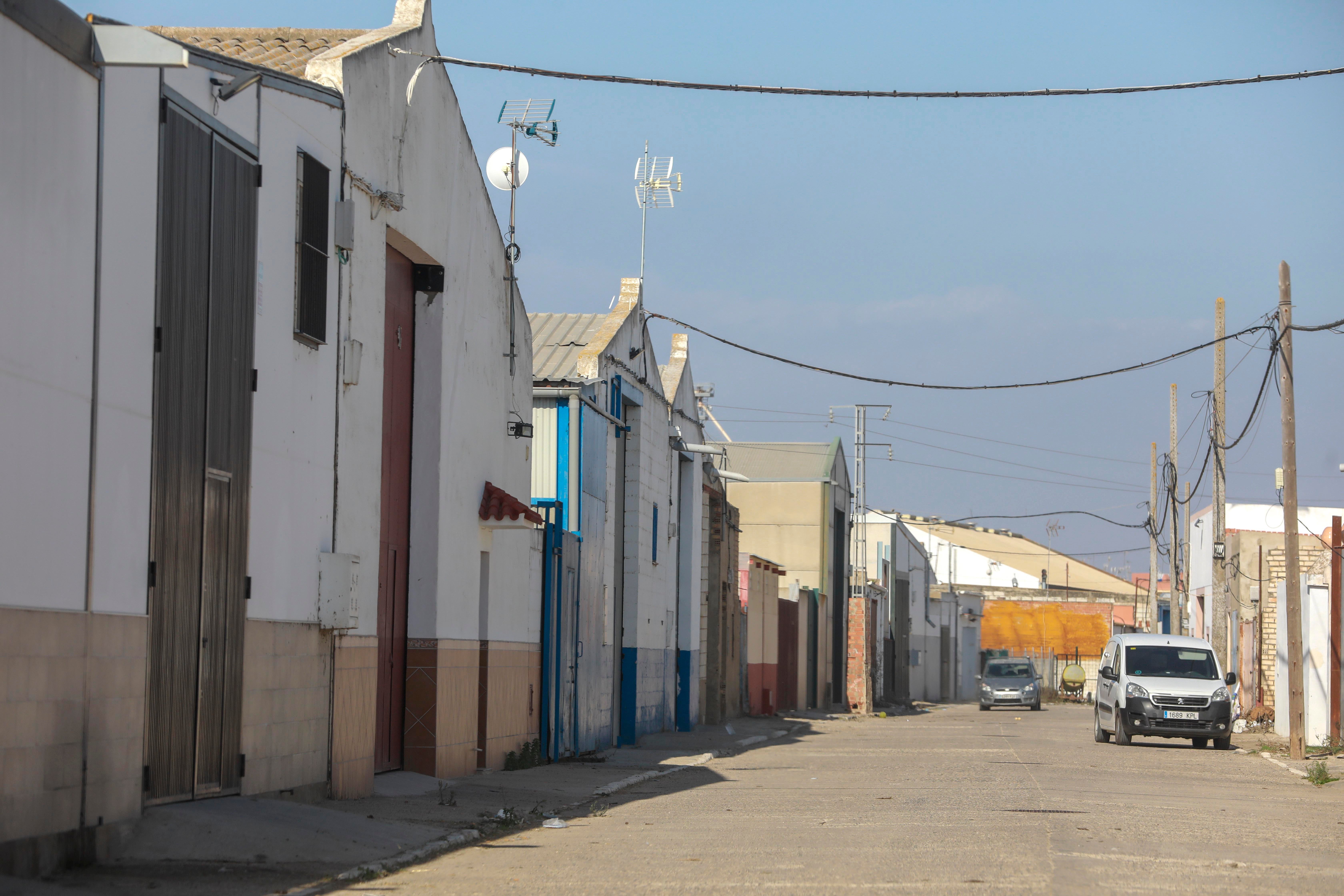 Isla Mayor, entre la ley del silencio y el estigma del narco, en imágenes