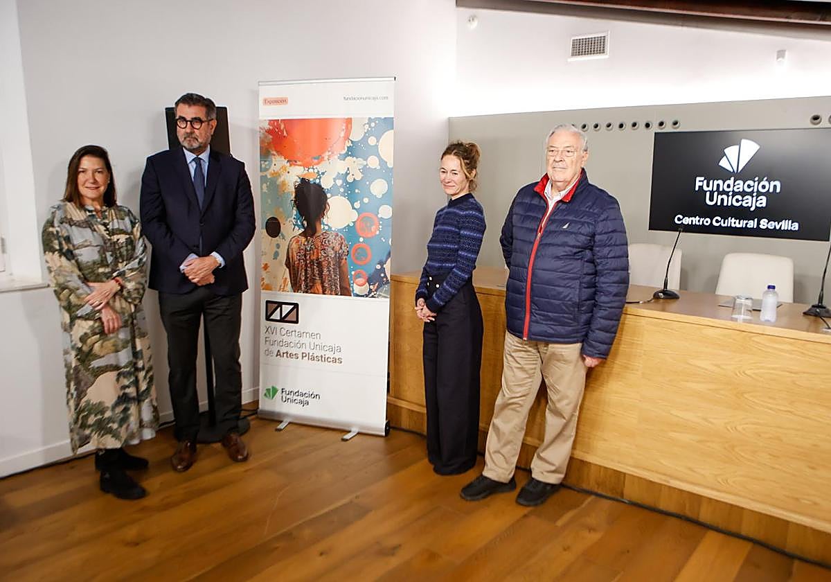 De izquierda a derecha, Dolores Durán Úcar, José María Luna Aguilar, Jimena Blázquez Abascal y Mariano Vergara Utrera