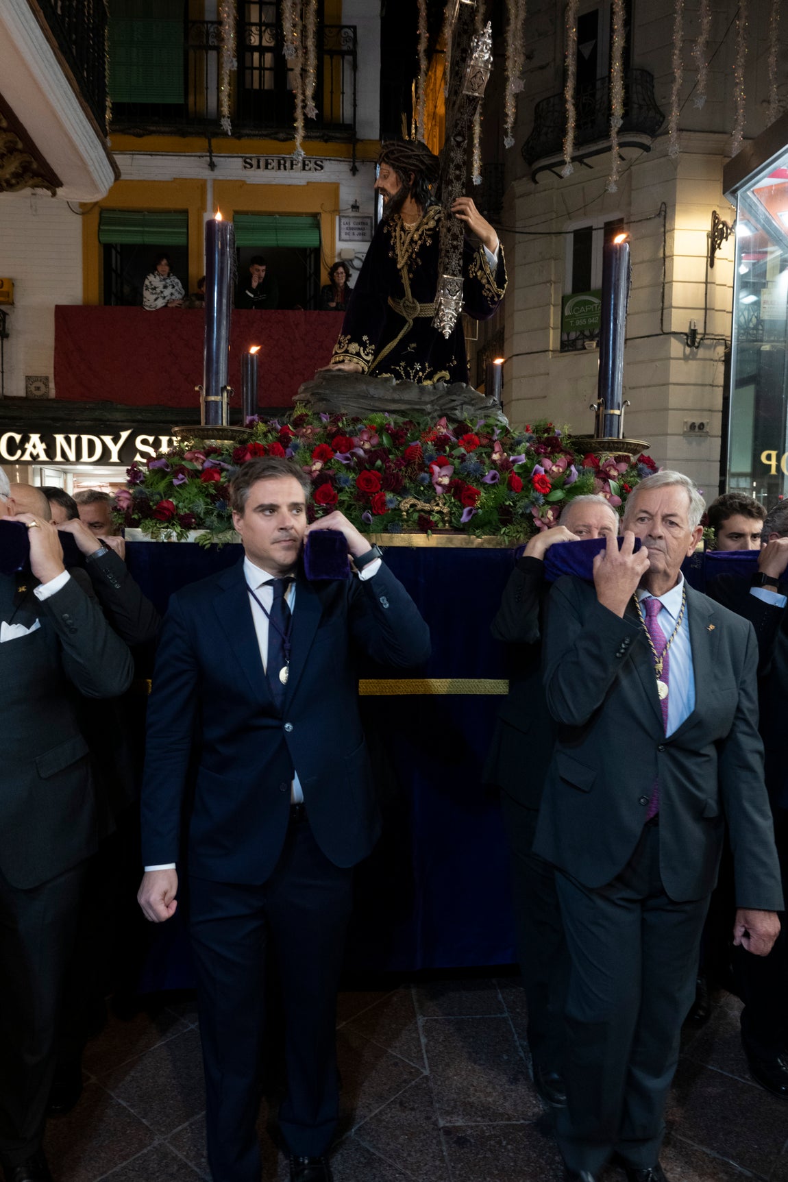 El traslado del Señor de las Penas al Buen Suceso, en imágenes