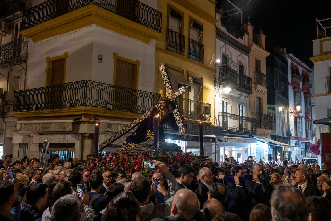 El traslado del Señor de las Penas al Buen Suceso, en imágenes