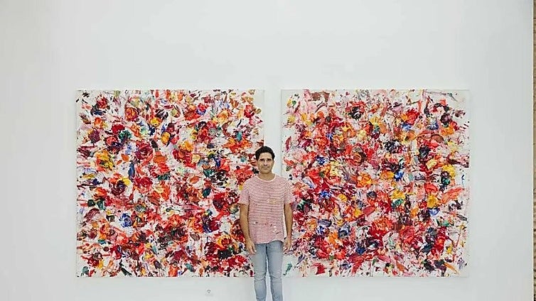 El nuevo estudio del pintor onubense Ismael Lagares en Bollullos Par del Condado donde encuentra la «reflexión y la magia»