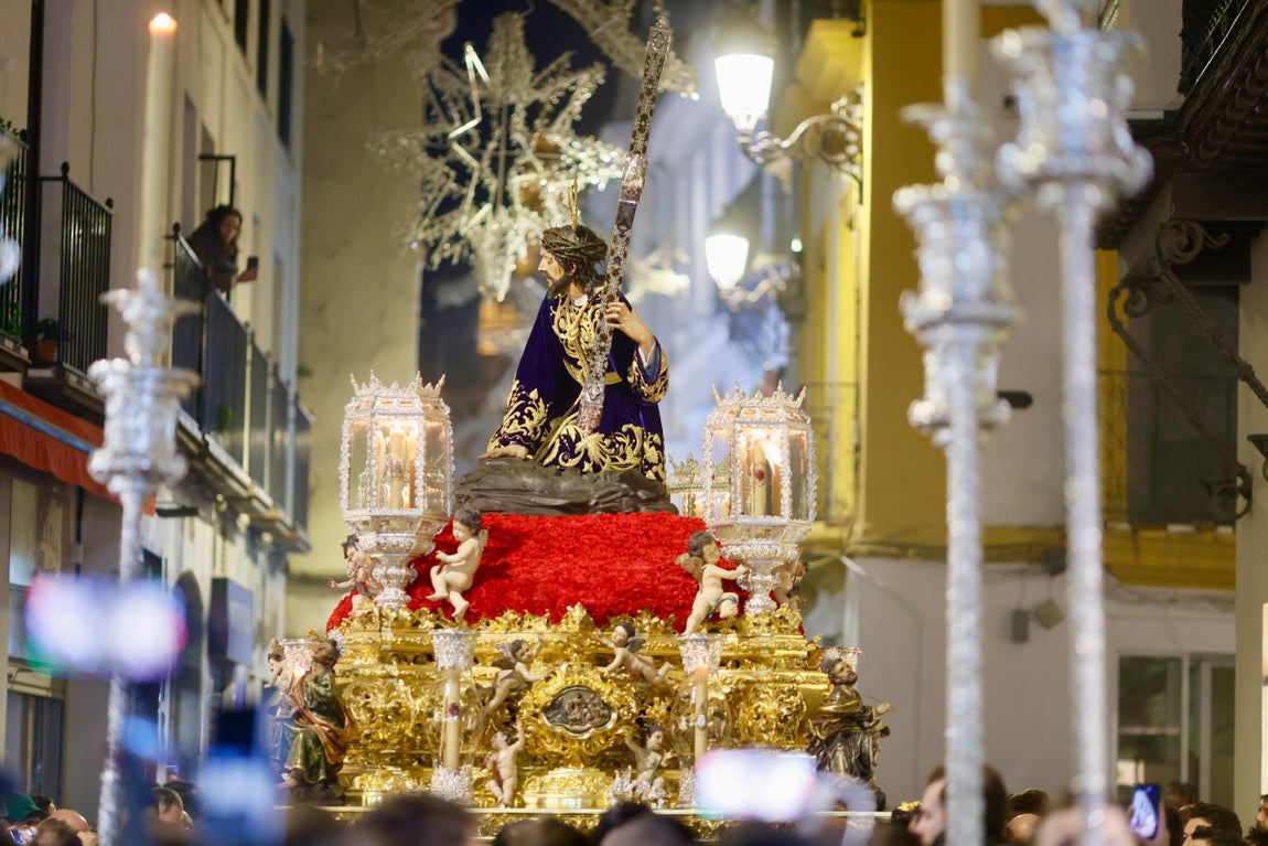 En imágenes, la salida extraordinaria del Señor de las Penas