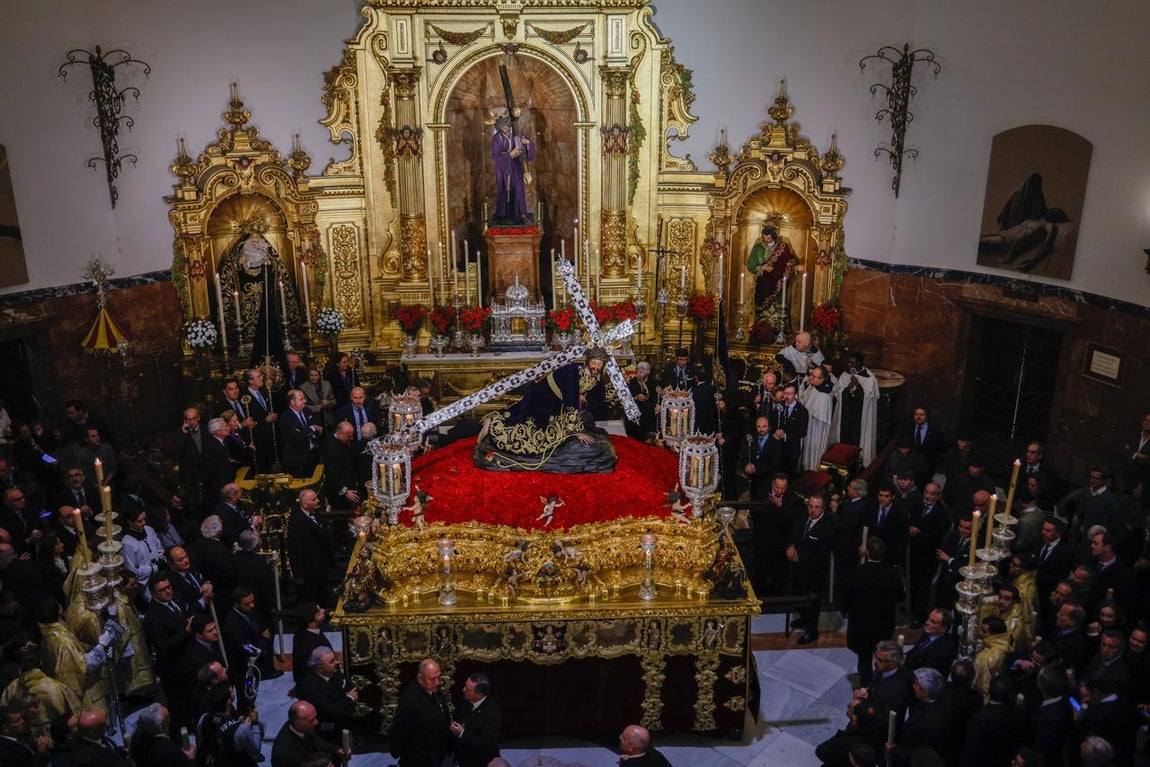 En imágenes, la salida extraordinaria del Señor de las Penas