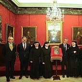 Salvador Guijo Pérez presenta una obra dedicada a las Mínimas de Triana en la Real Maestranza de Caballería