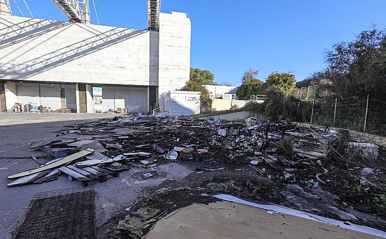 Imagem principal – Estado atual do interior do Salão Rocío Jurado. 