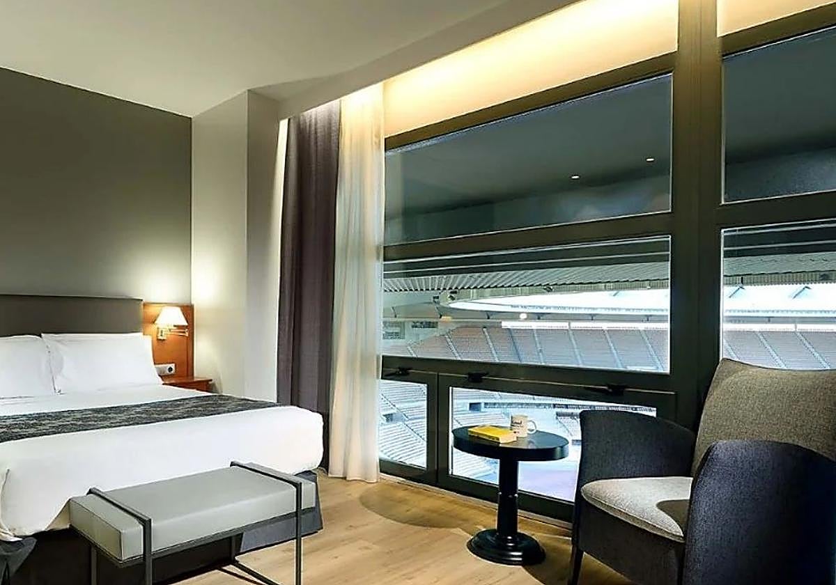 una-pareja-va-a-un-hotel-de-la-cartuja-de-sevilla-y-alucinan-es-la