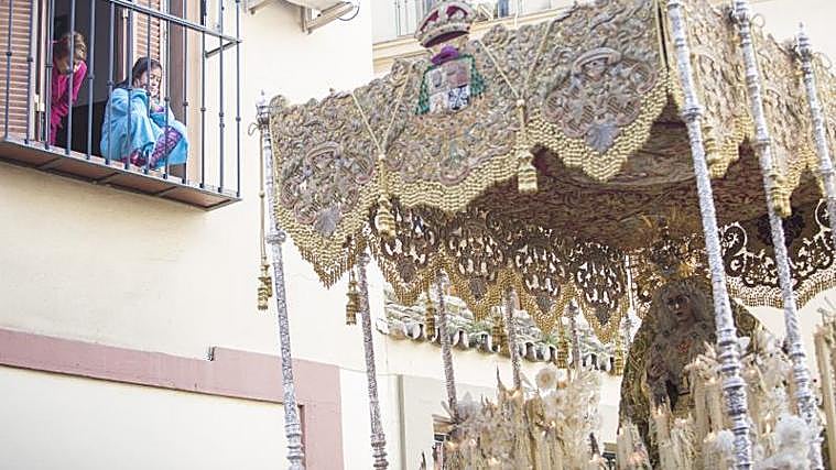 La Macarena, Good Friday morning