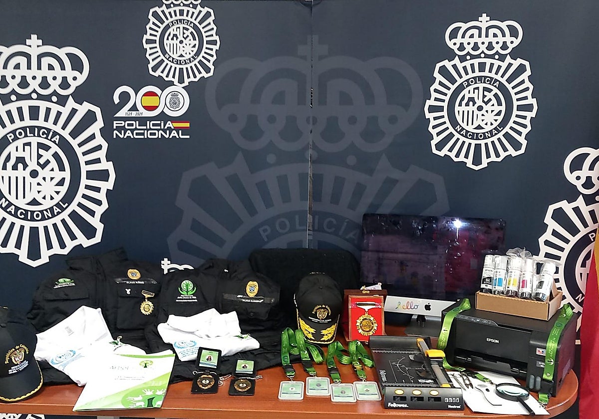 Material incautado por los agentes de la Policía Nacional