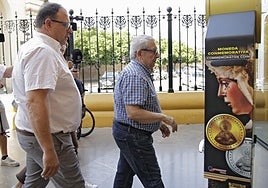 La intrahistoria de la conferencia que quiso dar Arquillo: la Macarena envió hasta cuatro burofaxes