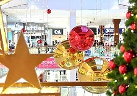 Centros comerciales que abren en Sevilla en el puente de diciembre: horarios del 6 y del 8