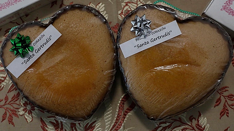 Diez toneladas de sabor conventual conquistan el paladar sevillano