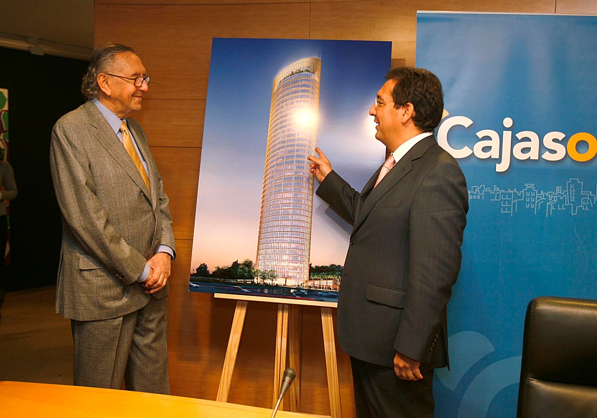 Antonio Pulido junto al arquitecto César Pelli durante la presentación del proyecto
