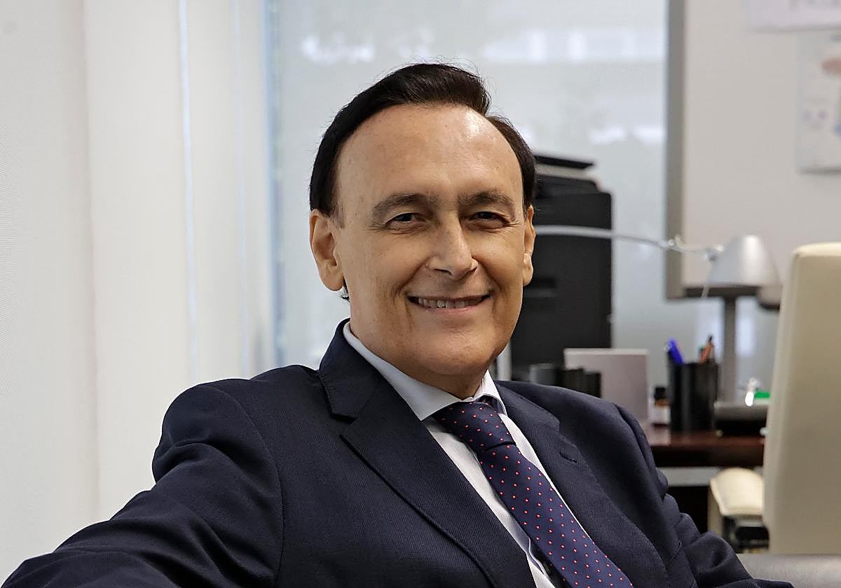 El consejero de Universidad, José Carlos Gómez Villamandos