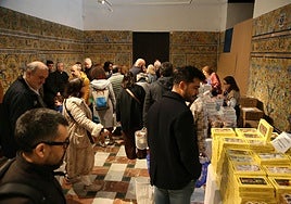 La Exposición de Dulces de Conventos agota existencias con más de 24.000 cajas vendidas a miles de sevillanos y turistas