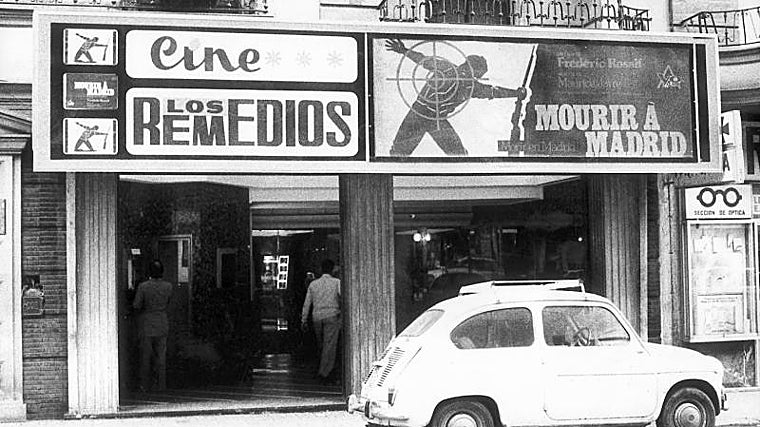Cinema Los Remedios, atual sala de bingo na Rua Assunção.