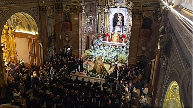 La Centuria rinde homenaje musical a la Macarena en su regreso