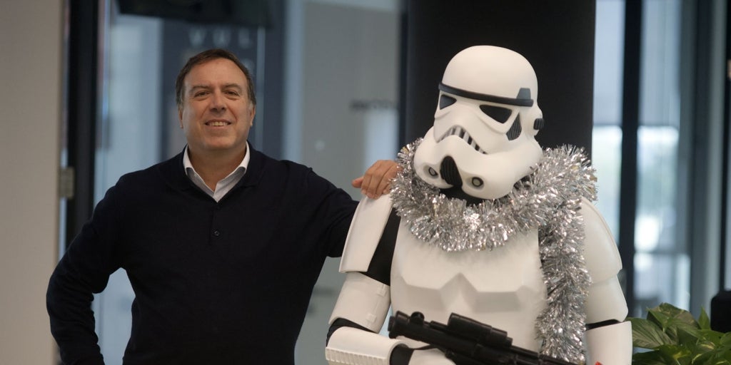 Gustavo Fuentes : «Aquel que no esté trabajando ya con la IA en cinco años está muerto»