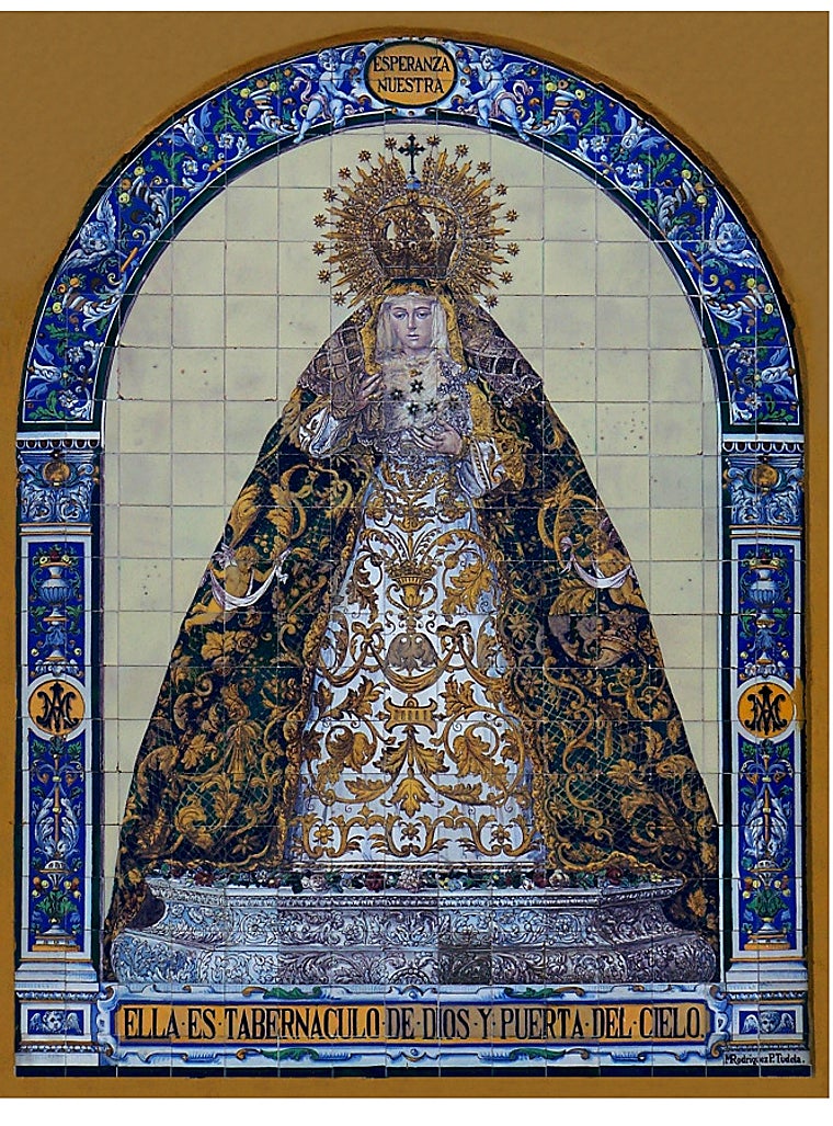 First shot. The Virgin descended from the Arc