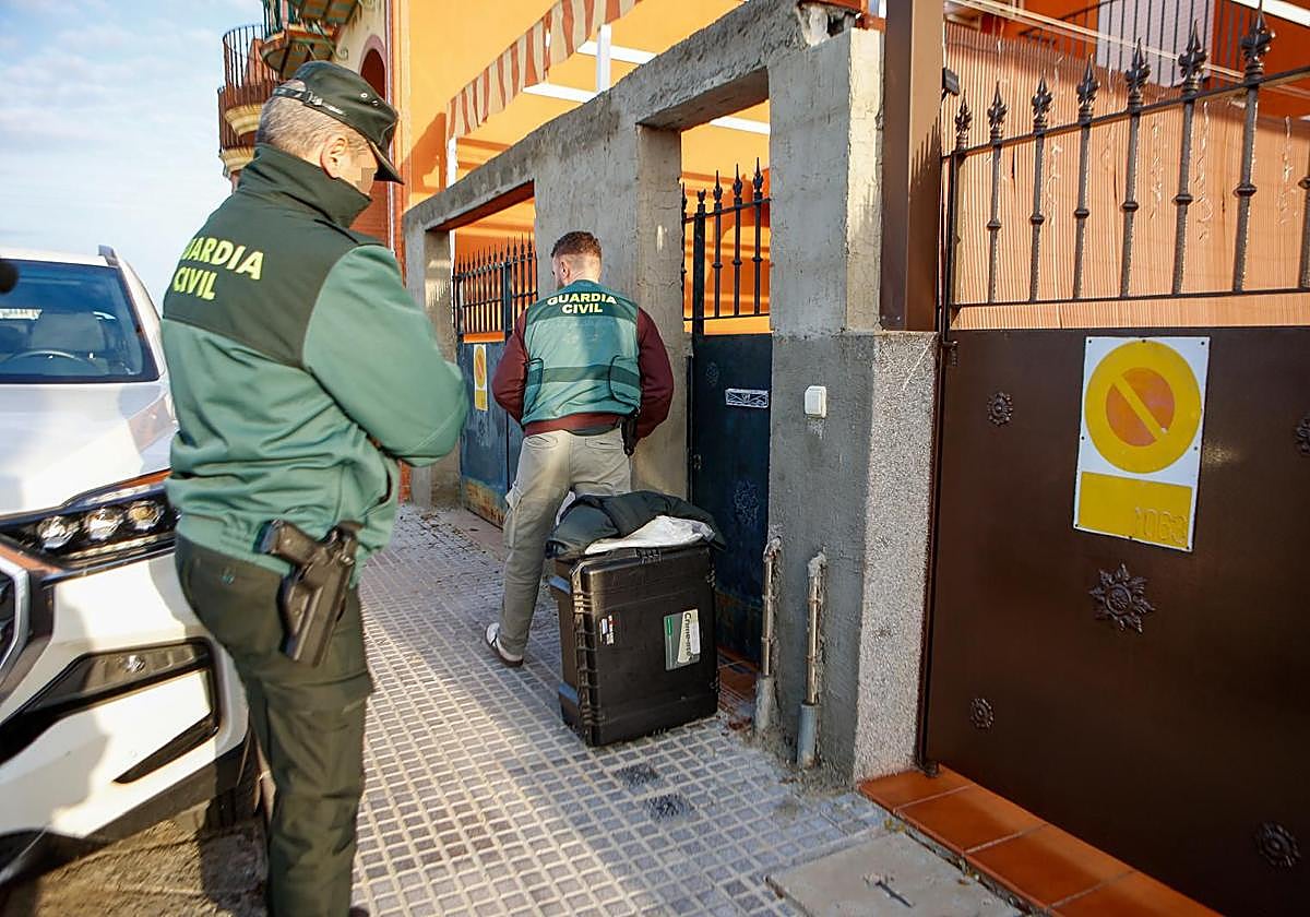 Detienen al acusado de matar a puñaladas a una mujer en La Algaba que ...