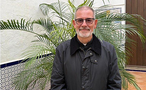 Father Leonardo Giacosa, born in Argentina and parish priest of San José