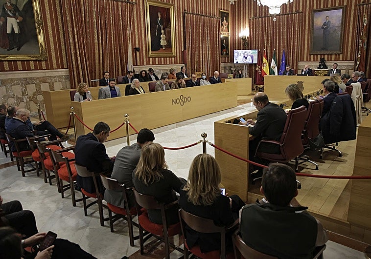 Sueldos municipales en Sevilla: más de veinte trabajadores ganan por encima de los 100.00 euros