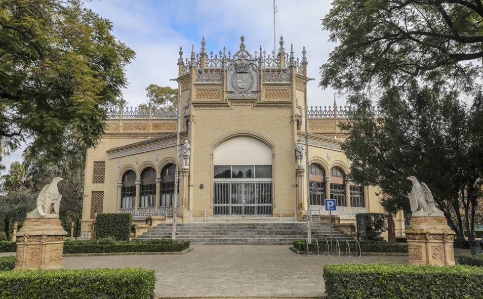 Imagen principal - Pabellón Real, Plaza de España y Casa Laureano Montoto