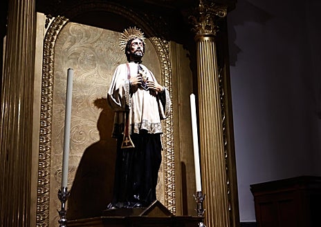 Imagem Secundária 1 - O irmão mais velho que parte e chega acompanha ABC pela Igreja do Sagrado Coração e pela Capela das Luísas.