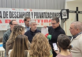 El presidente del comité de empresa del Ayuntamiento amenaza a los sevillanos con una Semana Santa «calentita»