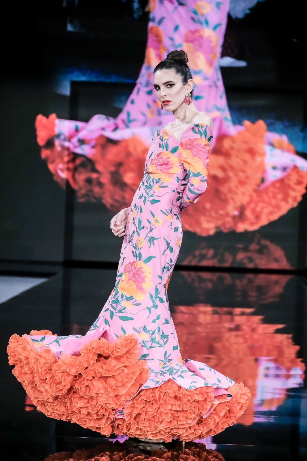 El desfile de José Raposo y Ana Morón en SIMOF 2026, en imágenes