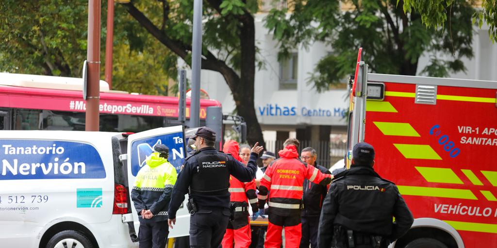 La conductora que circuló con un cadáver bajo el coche en Sevilla «no tuvo posibilidad de ver al peatón»