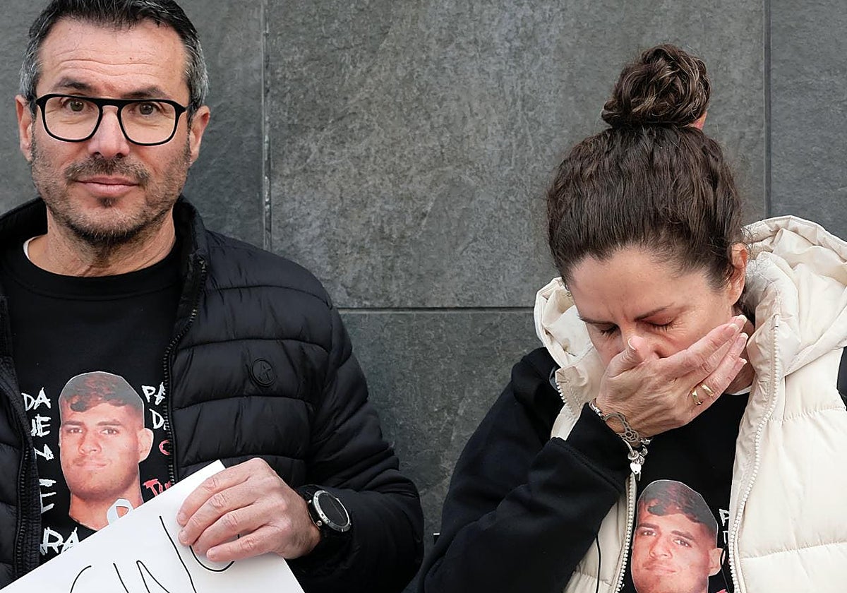 Los padres de Daniel ven «de vergüenza» que su asesino afronte solo ...