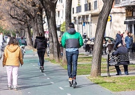 La Policía Local de Sevilla multará a los patinetes infractores a partir de este lunes