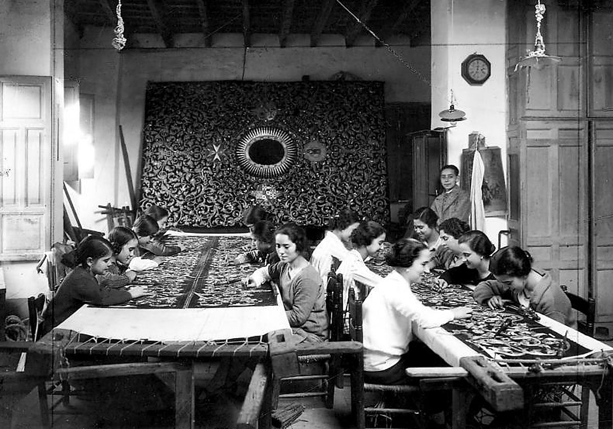 El palio de la Amargura, culmen del estilo  juanmanuelino , cumple cien años