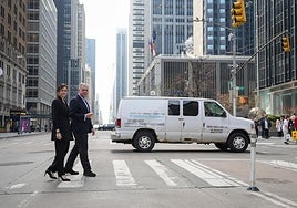 La intrahistoria del 'Abbey road' de Sanz y Ayuso en Nueva York