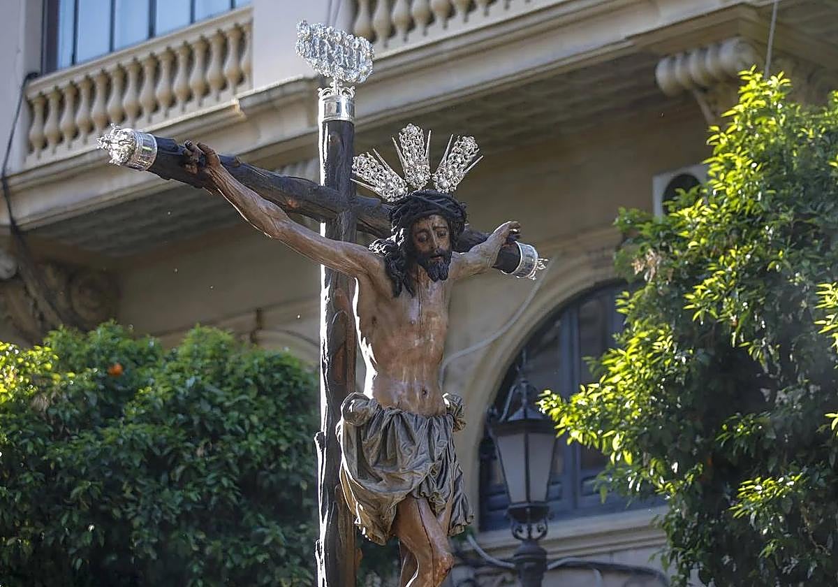De Montserrat a la Hiniesta: ocho imágenes saldrán a la calle este sábado en Sevilla