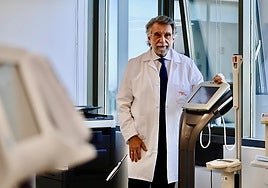 Antonio Escribano, médico nutricionista: «Hay que comer bastante poco»