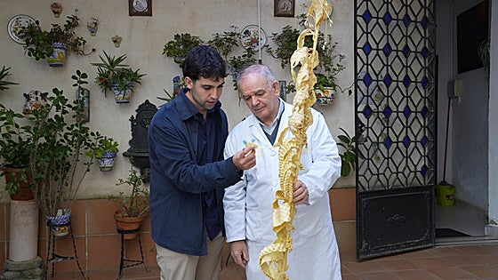 El secreto de las palmas rizadas de Semana Santa: un legado de amor y artesanía que sobrevive a la pérdida