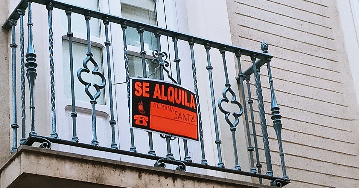 Los balcones para Semana Santa en Sevilla cuestan el doble que hace tres años