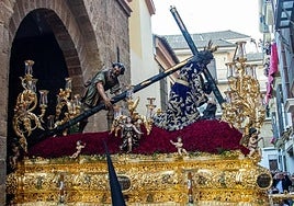 Itinerarios y horarios del Viernes Santo en la Semana Santa de Sevilla 2026