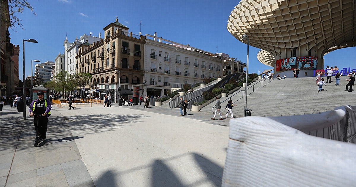 Sevilla, a cinco días del Domingo de Ramos: del remate a las obras a las colas para el capirote